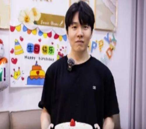 马丁顶膝击,中塔利亚菲,科头部,世界杯官网地址,世界杯官方网站,世界杯赛事官网,足球世界杯官网,世界杯信息入口